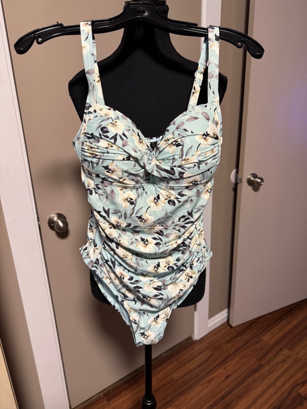Floral Ruched One-Piece Swimsuit in Mint Floral